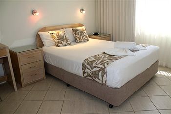 84 The Spit - Accommodation Port Macquarie 12