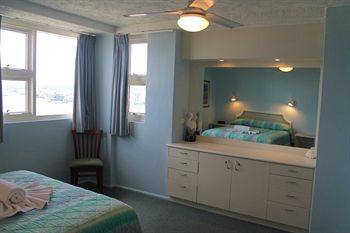 84 The Spit - Accommodation Port Macquarie 28