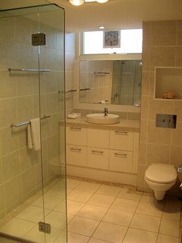 84 The Spit - Accommodation Port Macquarie 36