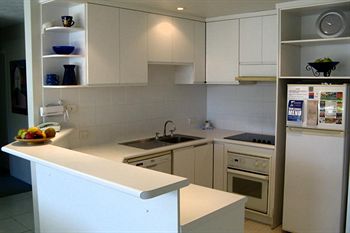 84 The Spit - Accommodation Port Macquarie 49