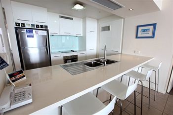 84 The Spit - Accommodation Port Macquarie 51