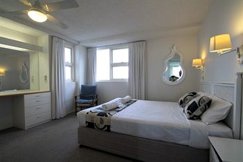 84 The Spit - Accommodation Port Macquarie 61