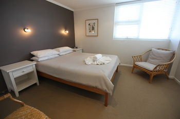 84 The Spit - Accommodation Port Macquarie 74