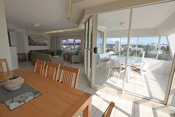 84 The Spit - Accommodation Port Macquarie 76