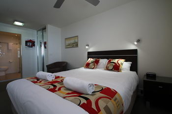 84 The Spit - Accommodation Port Macquarie 109