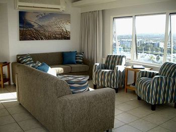 84 The Spit - Accommodation Port Macquarie 3