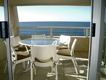 84 The Spit - Accommodation Port Macquarie 4