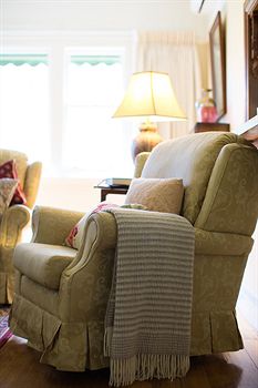 Adeline Bed And Breakfast - Accommodation Port Macquarie 12