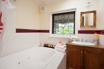 Adeline Bed And Breakfast - Accommodation Port Macquarie 37