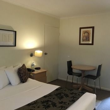 Eltham Gateway Hotel - Accommodation Port Macquarie 11