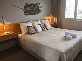 Surf Dance - Accommodation Port Macquarie 4