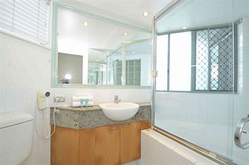 Malibu Mooloolaba - Accommodation Port Macquarie 0