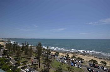 Malibu Mooloolaba - Accommodation Port Macquarie 6