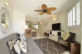 Malibu Mooloolaba - Accommodation Port Macquarie 15