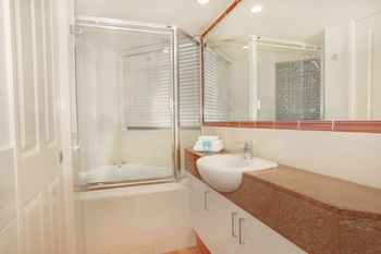 Malibu Mooloolaba - Accommodation Port Macquarie 36