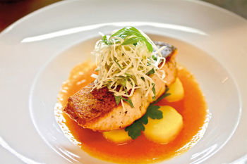 Noosa Springs Golf Resort & Spa - Accommodation Port Macquarie 4