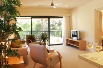 Noosa Springs Golf Resort & Spa - Accommodation Port Macquarie 9