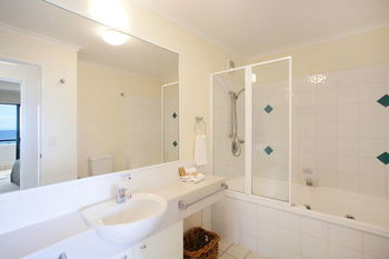 The Point Coolum - Accommodation Port Macquarie 4