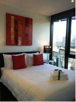 Docklands Executive Apartments - Accommodation Port Macquarie 1