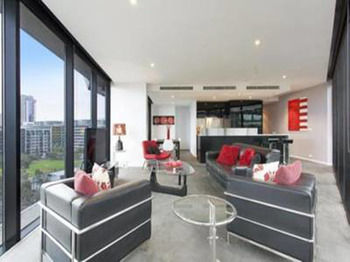 Docklands Executive Apartments - Accommodation Port Macquarie 4