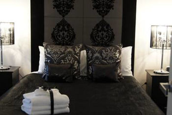 Docklands Executive Apartments - Accommodation Port Macquarie 12