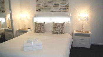 Docklands Executive Apartments - Accommodation Port Macquarie 21