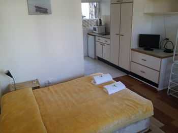 Manly Oceanside - Accommodation Port Macquarie 12