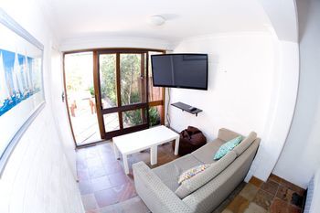 Manly Oceanside - Accommodation Port Macquarie 16