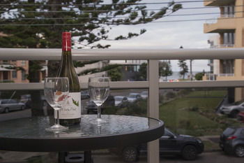 Manly Oceanside - Accommodation Port Macquarie 24