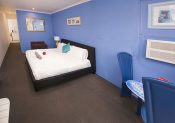 Manly Oceanside - Accommodation Port Macquarie 28