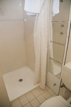 Manly Oceanside - Accommodation Port Macquarie 37