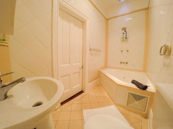 Manly Oceanside - Accommodation Port Macquarie 76