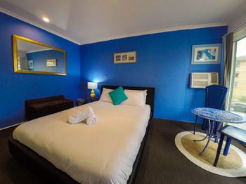Manly Oceanside - Accommodation Port Macquarie 97