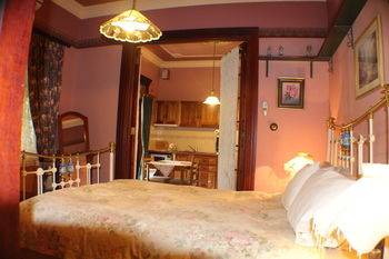 Storey Grange - Accommodation Port Macquarie 36