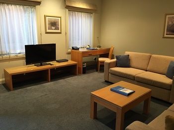 Kimberley Gardens Hotel & Serviced Apartments - Accommodation Port Macquarie 26