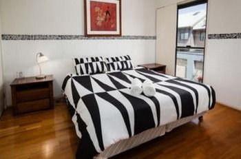 Harbourside Terraces - Accommodation Port Macquarie 11