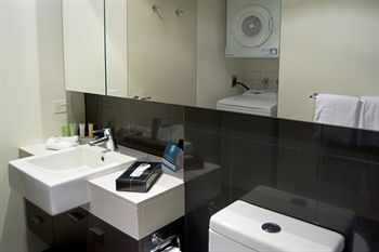 Amity South Yarra Apartments - Accommodation Port Macquarie 7