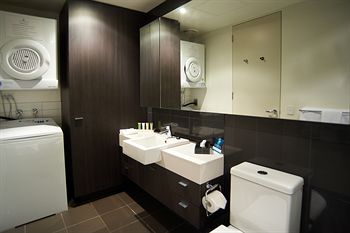 Amity South Yarra Apartments - Accommodation Port Macquarie 9