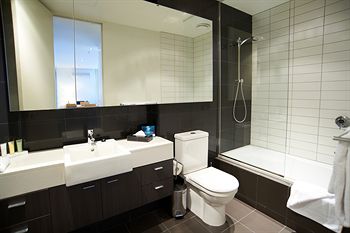Amity South Yarra Apartments - Accommodation Port Macquarie 10