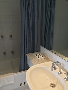 AEA The Coogee View Serviced Apartments - Accommodation Port Macquarie 6