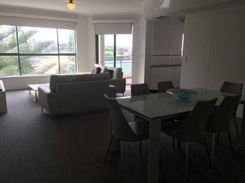 AEA The Coogee View Serviced Apartments - Accommodation Port Macquarie 25