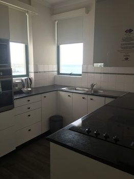 AEA The Coogee View Serviced Apartments - Accommodation Port Macquarie 37