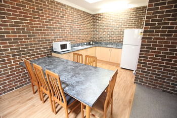 Federation Gardens & Possums Hideaway - Accommodation Port Macquarie 9