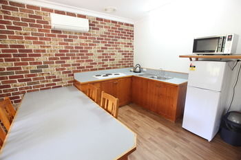 Federation Gardens & Possums Hideaway - Accommodation Port Macquarie 13