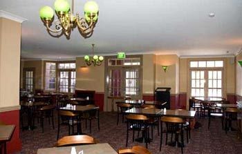 The Grand View Hotel - Accommodation Port Macquarie 12