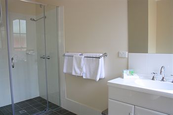 Pokolbin Village - Accommodation Port Macquarie 0