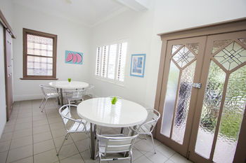 Sinclairs Bondi - Accommodation Port Macquarie 4