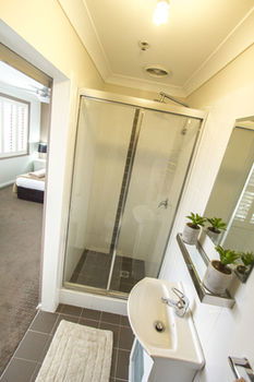 Sinclairs Bondi - Accommodation Port Macquarie 7