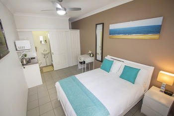 Sinclairs Bondi - Accommodation Port Macquarie 9