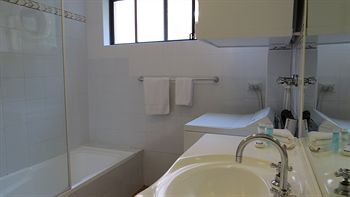 Waldorf Hornsby Residential Apartments - Accommodation Port Macquarie 0